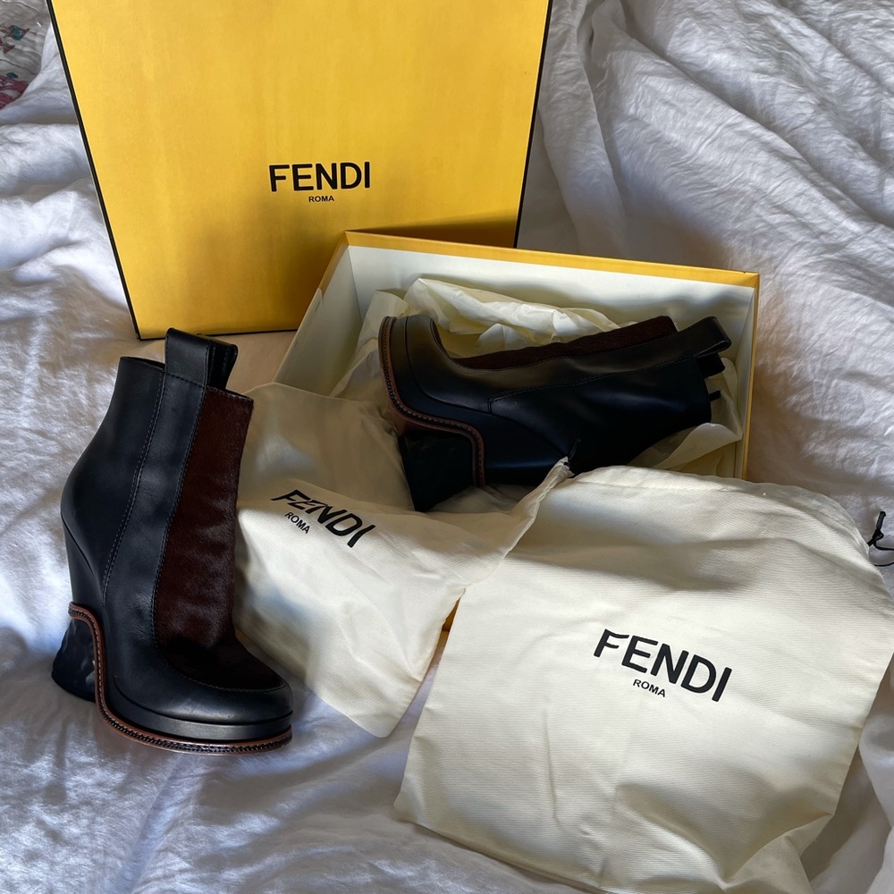 RARE Fendi Tronchetto Cavallino + Vit Opaco Boots - Picture 2 of 11